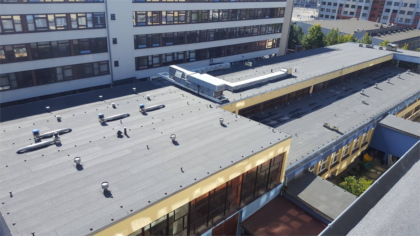 Widok dachu płaskiego po realizacji